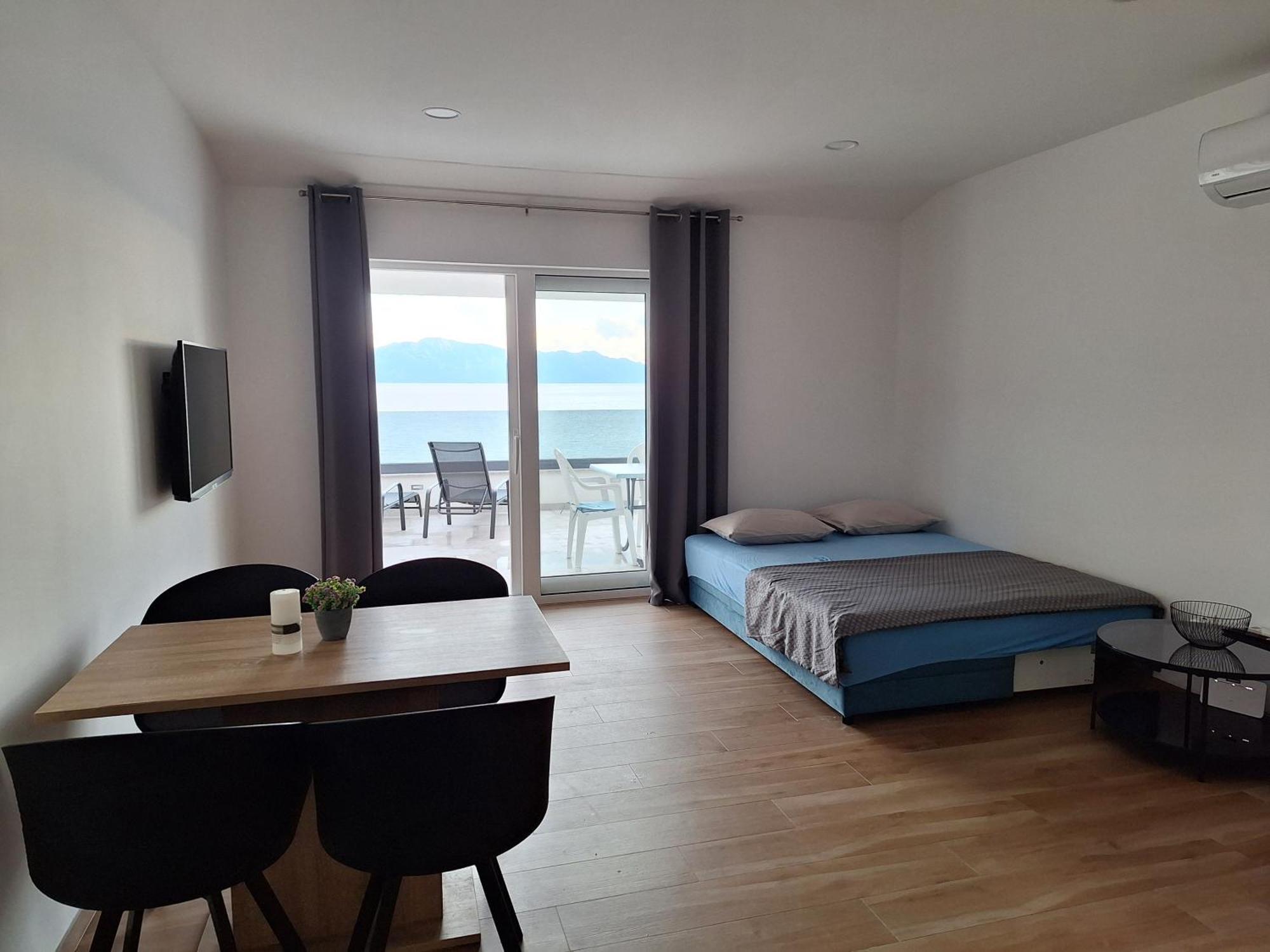 Apartments Nina Brist Eksteriør bilde